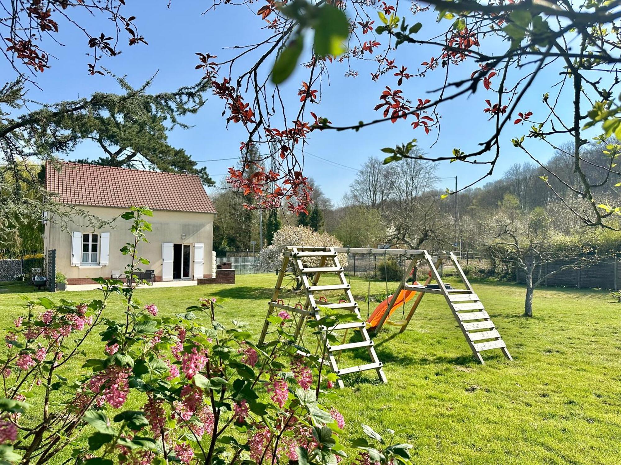 Le Gite D'En Bas Quesnoy-le-Montant Kültér fotó